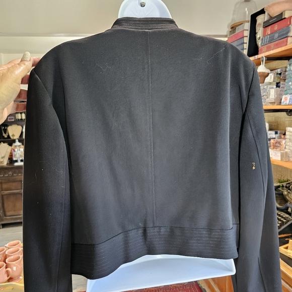 Womens size 18W Worthing Womens Stretch Blazer. Black - Picture 2 of 4